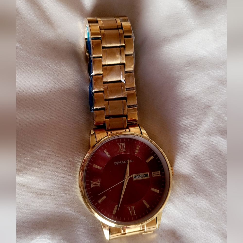 Watch - Picture 2 of 2